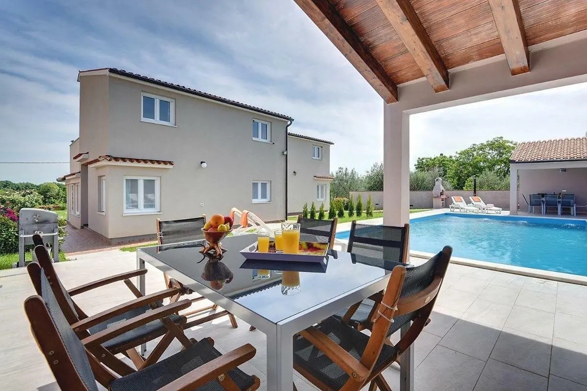 Holiday home Villa Marcelia Pula